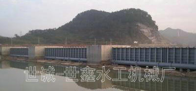 底橫軸旋轉(zhuǎn)鋼壩閘門